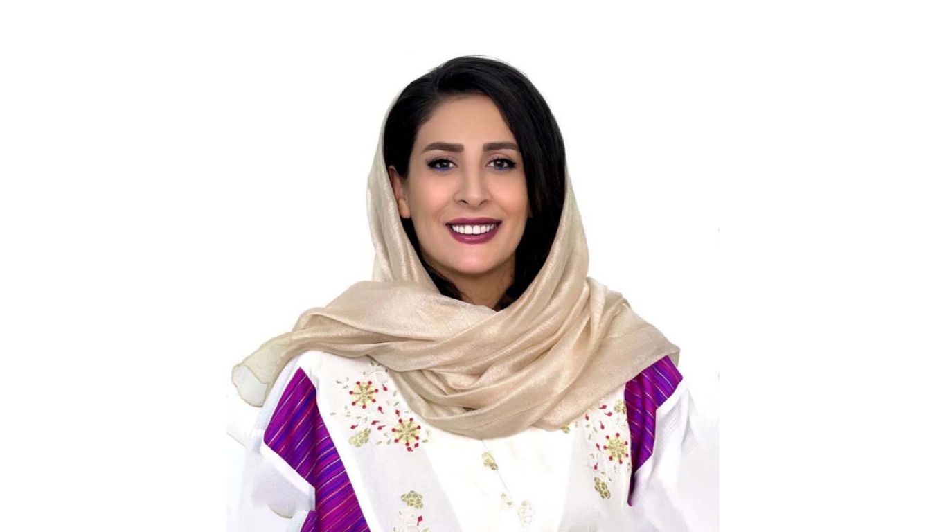 میکاپ آرتیست شیما وفایی | بهترین مدرس آرایشگری و آموزش میکاپ عروس در ایران